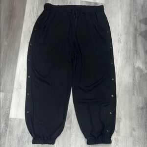 Doe & Rae Black Out of Your League Joggers with Button Detail, size L